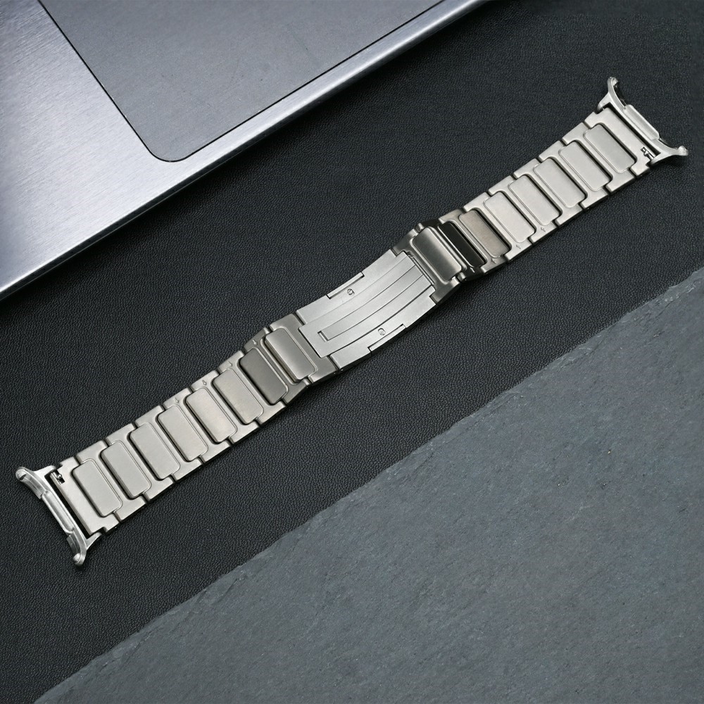  Galaxy Watch Ultra (2025) / 47 mm Armband Steel Titanium Svart