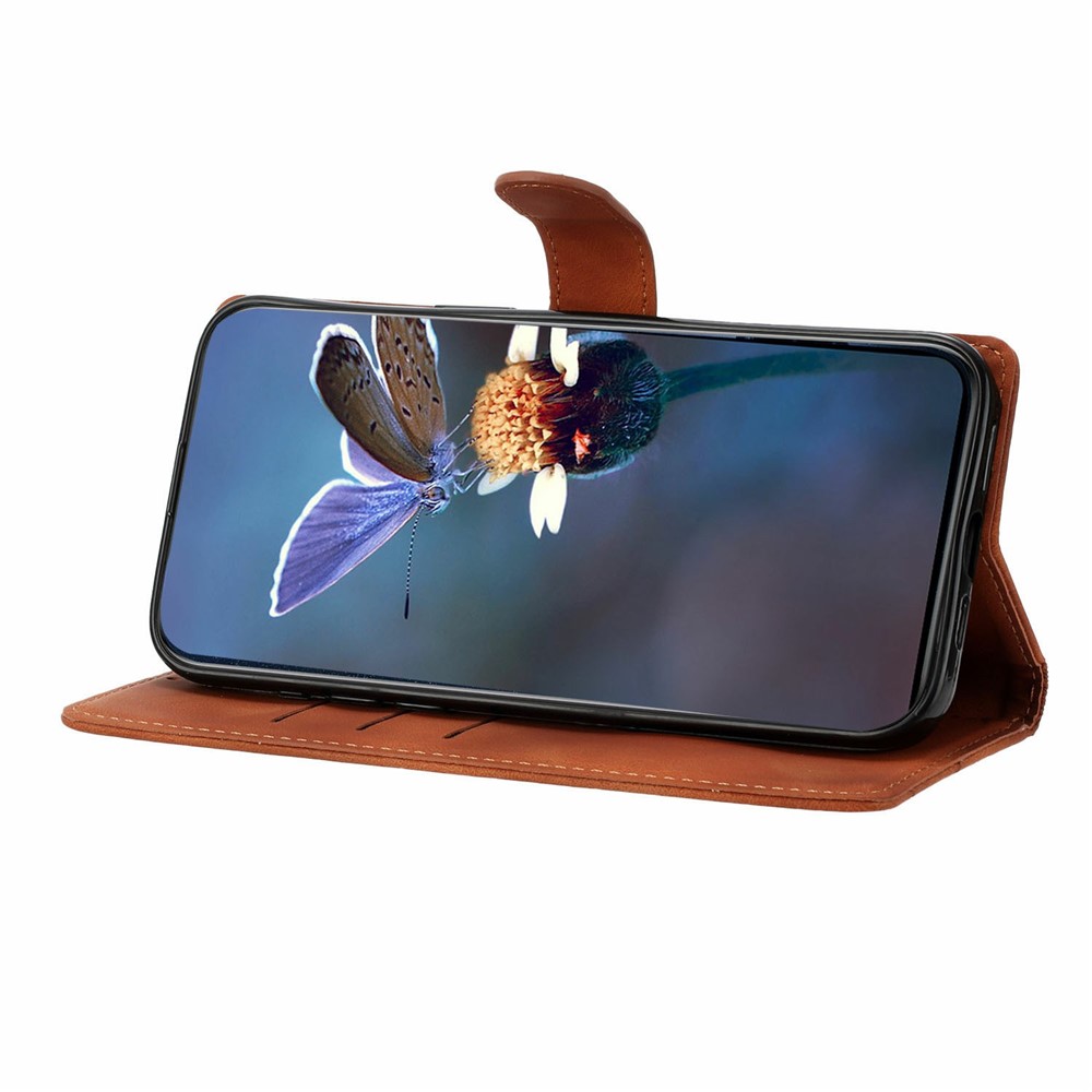  iPhone 17 Pro Max Fodral Med Blommigt Tryck Läder Brun